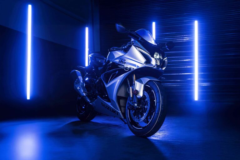 SUZUKI-RGSX-8985-768x512